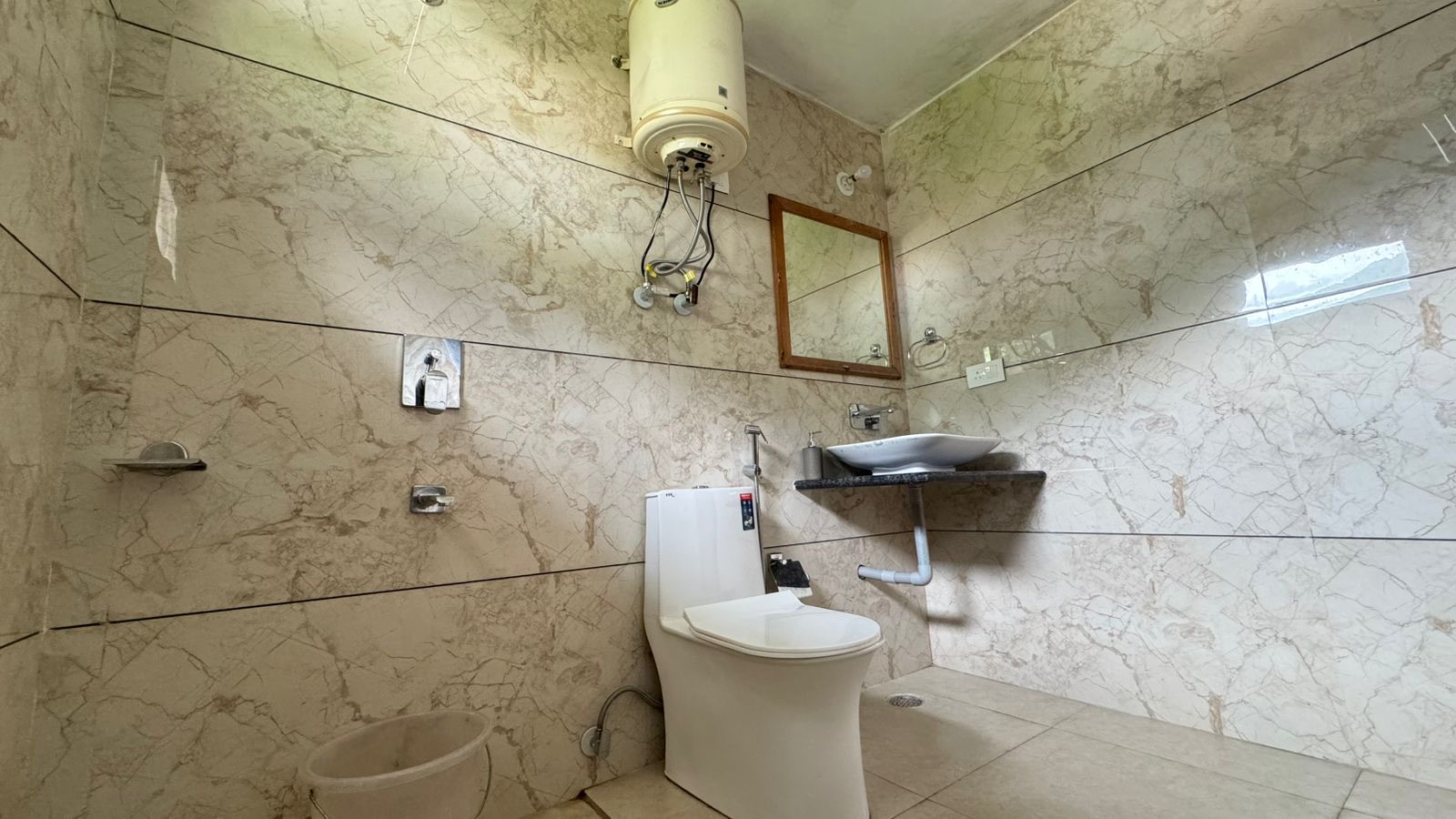 Attached bathroom, clean and simple